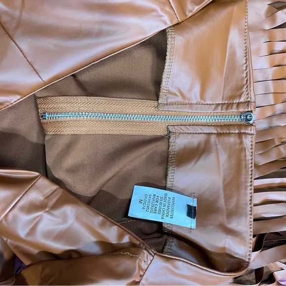 Brown Fringe Faux Leather PU Skirt
New - Picture 9 of 9